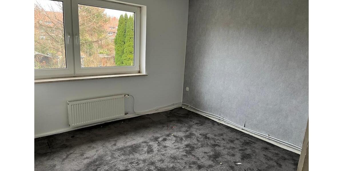 5 Z. Reihenhaus Kiel-Salzburger Str.134 Besichtigung: 14.12.2025 5 zimmer