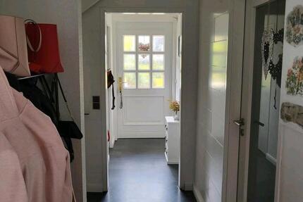 sehr schöne und geräumige 2 Zimmer Wohnung 2 zimmer