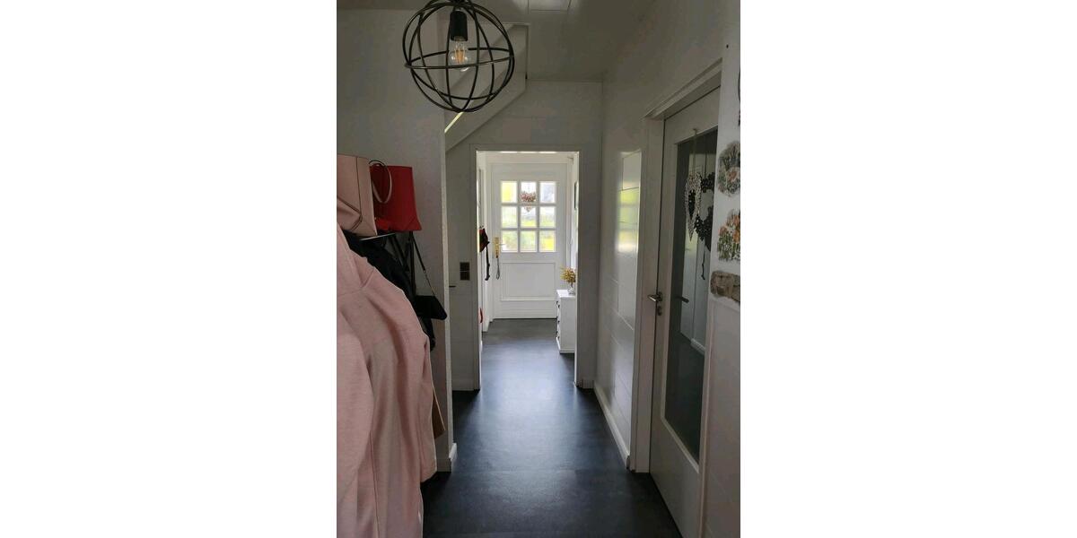 sehr schöne und geräumige 2 Zimmer Wohnung 2 zimmer