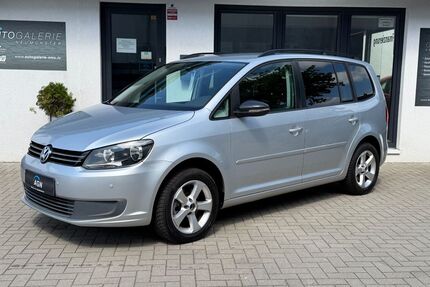 VW Touran 213.697 km 3.980 &euro; Neumünster 24536