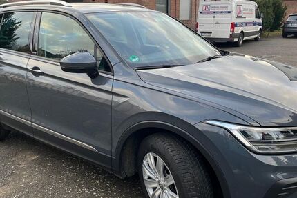 VW Tiguan 70.500 km 20.000 &euro; Neumünster 24536