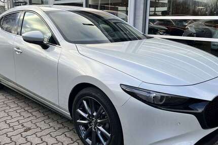 Mazda 3 3.550 km 28.480 &euro; Neumünster 24539