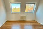Dachgeschoßwohnung Kiel Neumühlen-Dietrichsdorf - 3.5 Zimmer, 82 m&sup2;, 809&euro; | Angebot:26279442