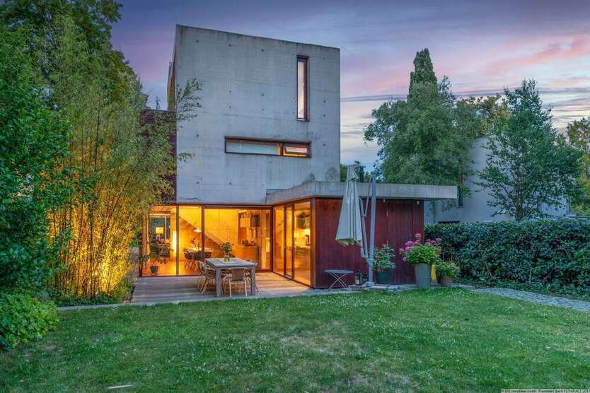 Haus zum Kaufen in Kiel 1.830.000 € 283 m²
