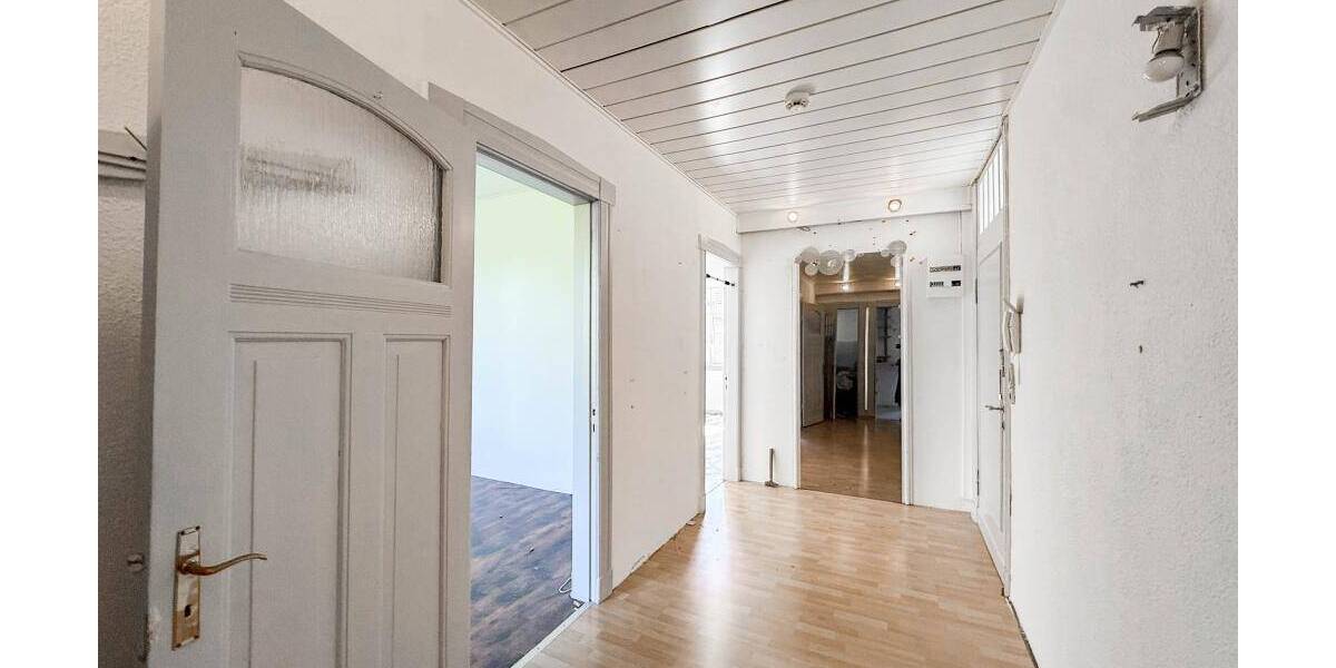 Etagenwohnung Neumünster Innenstadt - 2 Zimmer, 57 m&sup2;, 89.000&euro; | Angebot:26572693