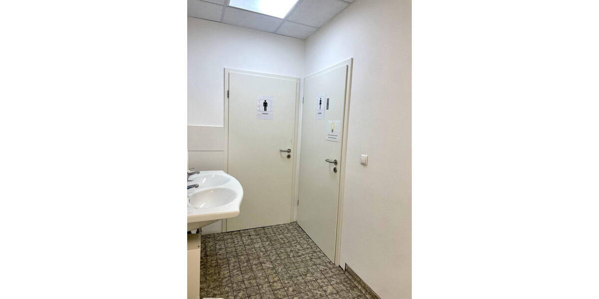 Gewerbeobjekt Kiel Südfriedhof - 2.500&euro; | Angebot:26791175