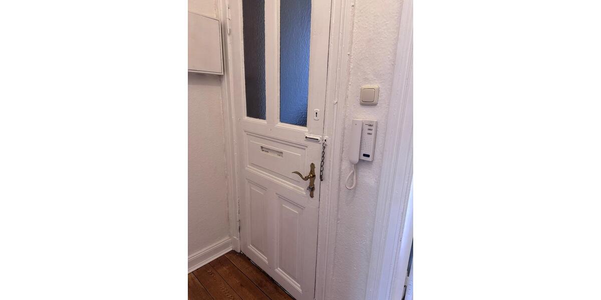 2 Zi Whg,Ravensberg Balkon Terrasse Holzboden EBK, Waschmasch Ceranherd 2 zimmer