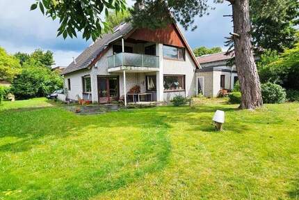 Einfamilienhaus mit Büro und großer Garage in Molfsee 7 zimmer