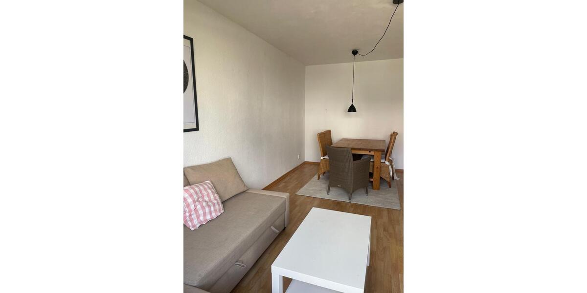 Etagenwohnung Kiel Ravensberg - 4 Zimmer, 90 m&sup2;, 1.200&euro; | Angebot:25270667
