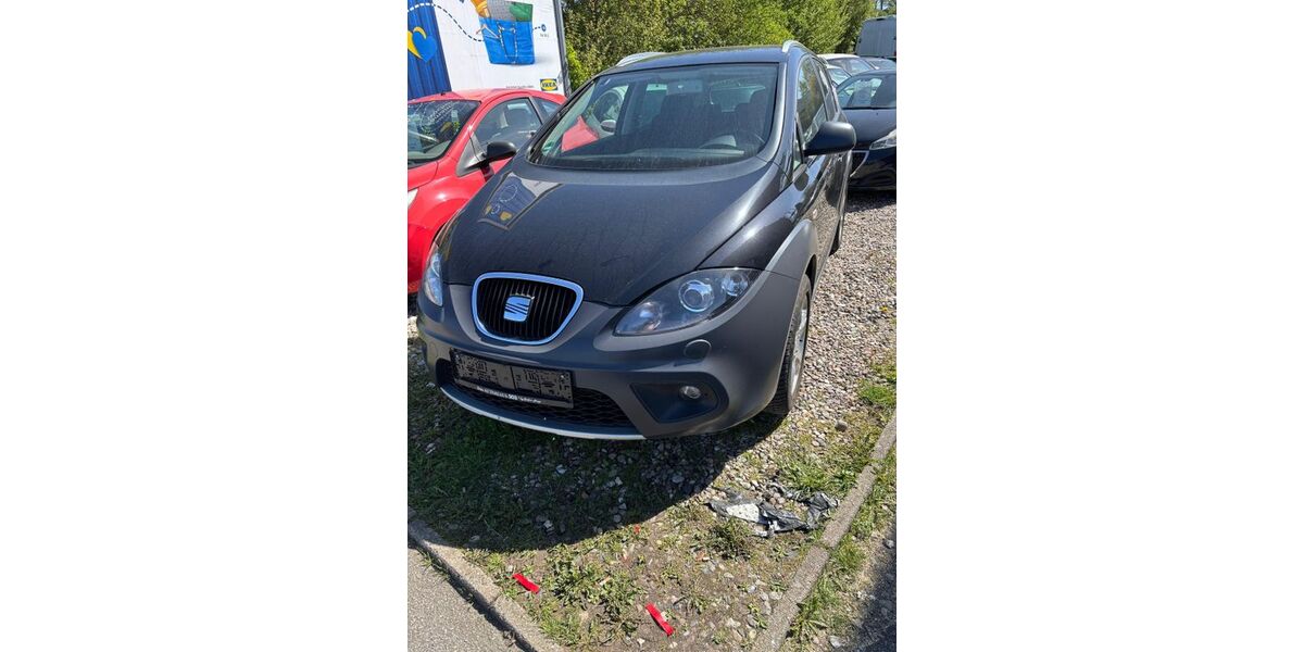 Seat Altea 212.000 km 5.900 &euro; Kiel 24146