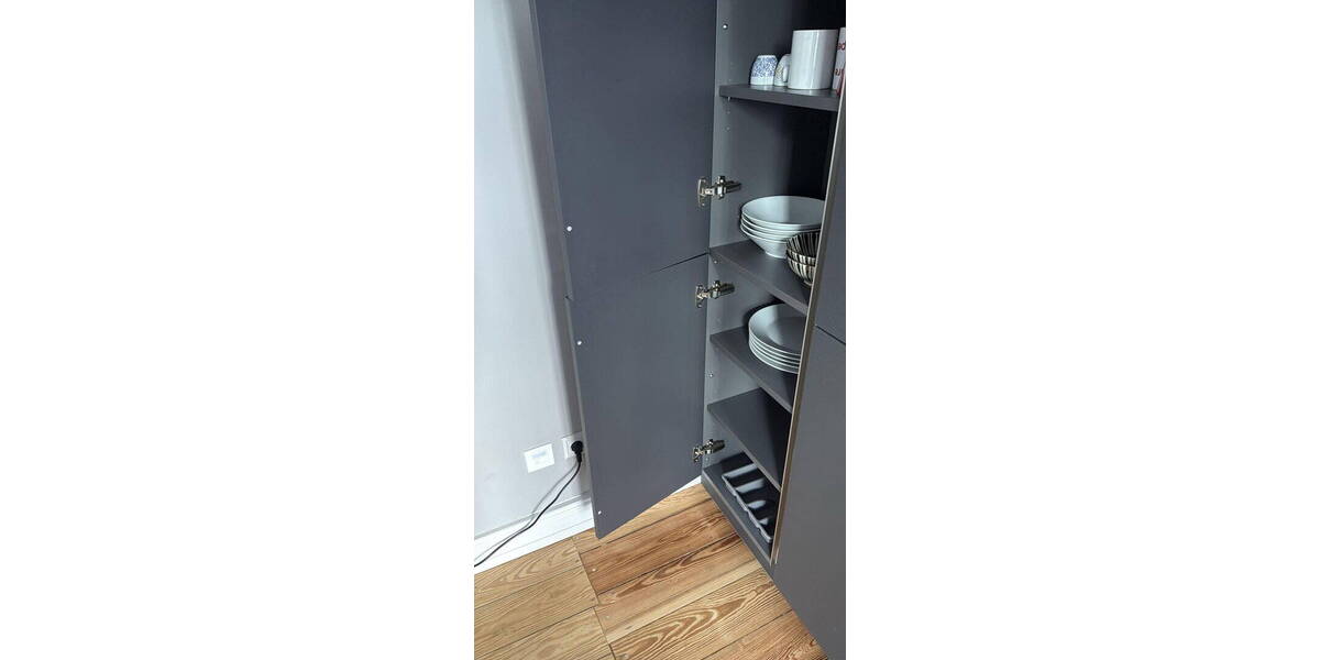 Etagenwohnung Kiel Wik - 2 Zimmer, 77 m&sup2;, 1.600&euro; | Angebot:26740611