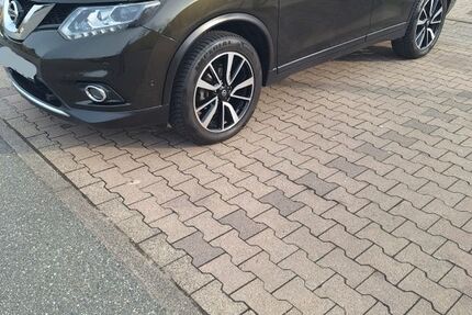 Nissan X-Trail 158.000 km 12.500 &euro; Kiel 24109