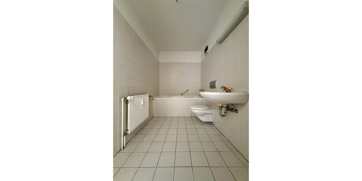 Etagenwohnung Kiel Damperhof - 2 Zimmer, 77 m&sup2;, 299.000&euro; | Angebot:25802321