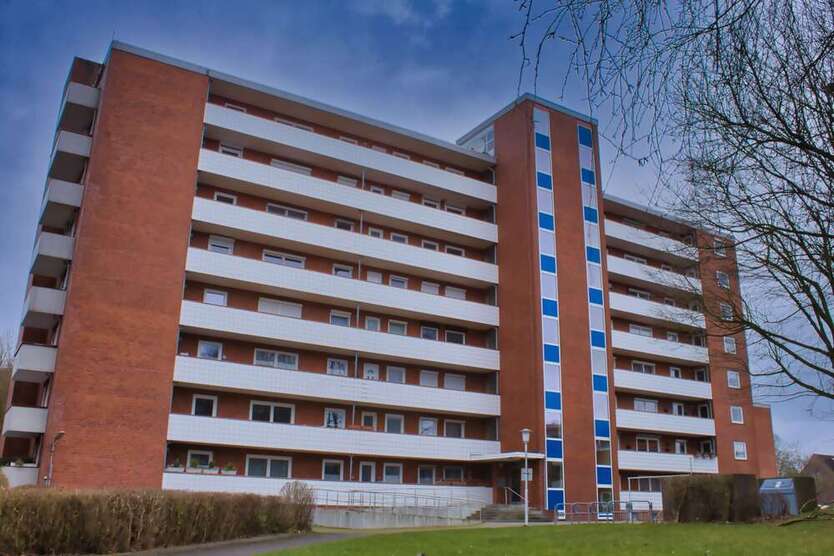 Wohnung zum Kaufen in Kiel 198.000 € 89 m²