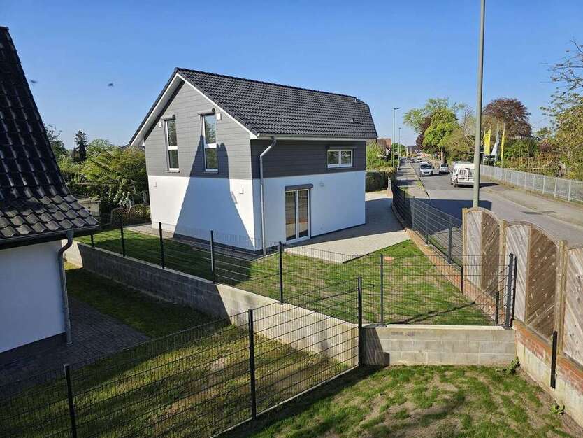 Haus zum Kaufen in Neumünster 397.000 € 116.5 m²