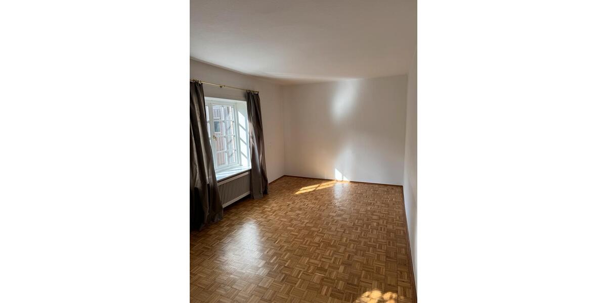 Reihenhaus Kiel Blücherplatz - 6 Zimmer, 130 m&sup2;, 1.600&euro; | Angebot:26665826