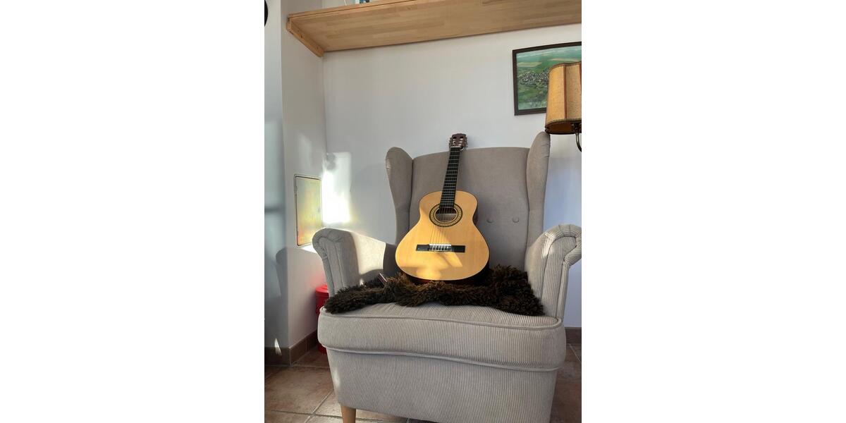 Etagenwohnung Kiel Neumühlen-Dietrichsdorf - 7 Zimmer, 20 m&sup2;, 400&euro; | Angebot:25253171