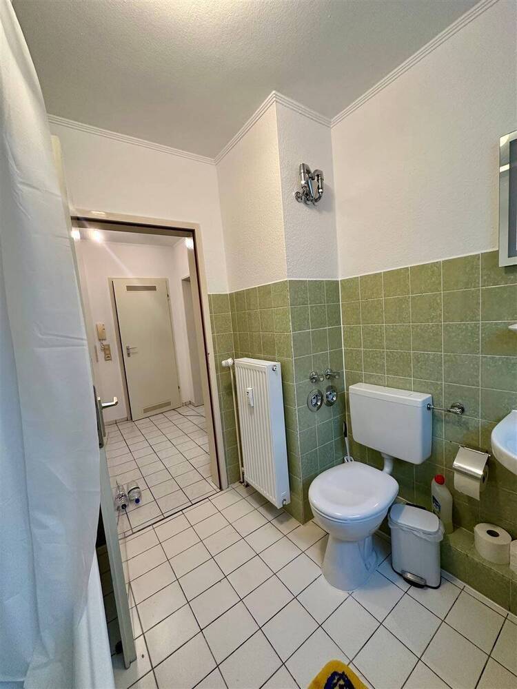 Zentrale 2-Zimmer-Whg. mit Balkon u. Stellplatz Adalbertstr. Kiel-Wik
