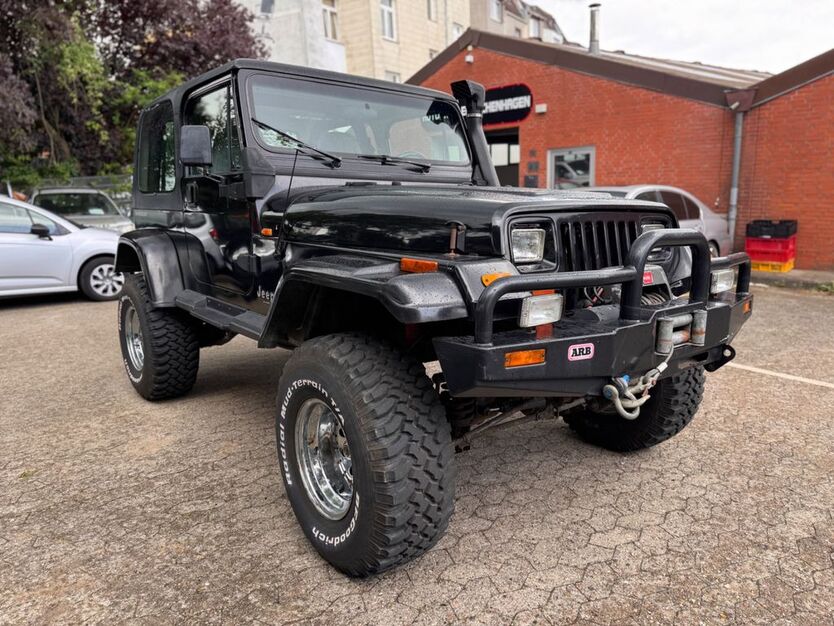 Jeep Wrangler 65.297 km 22.950 € Kiel 24146