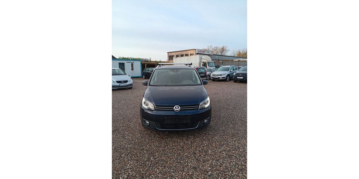 VW Touran 230.000 km 5.969 € Kiel 24146