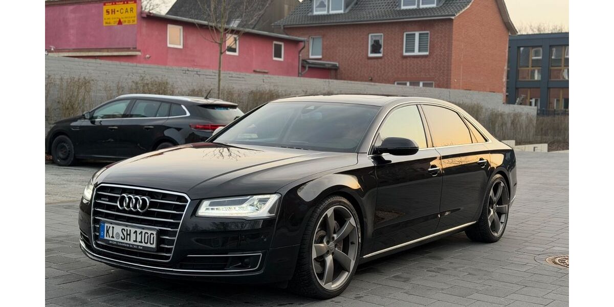 Audi A8 253.600 km 22.300 &euro; Kiel 24107