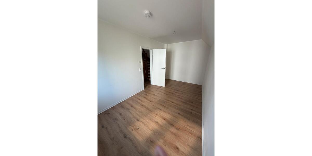 Doppelhaushälfte Preetz - 4 Zimmer, 122 m&sup2;, 421.000&euro; | Angebot:27217708