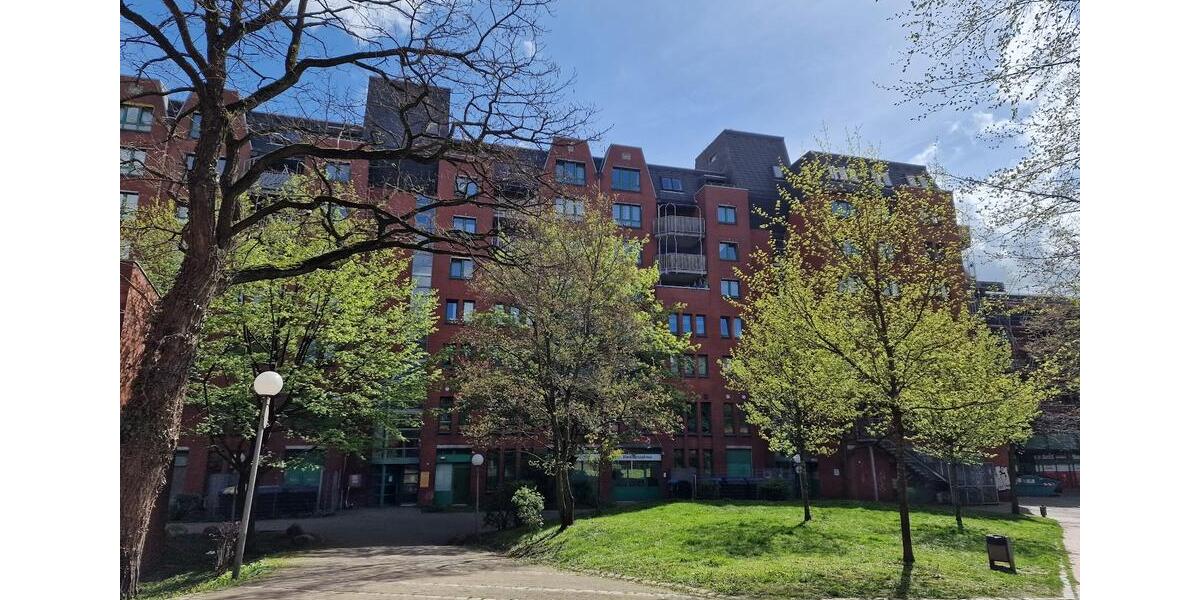 Praxisfläche Tattoostudio Kosmetik in Kiel-Gaarden, 1. OG, Aufzug vorhanden zimmer