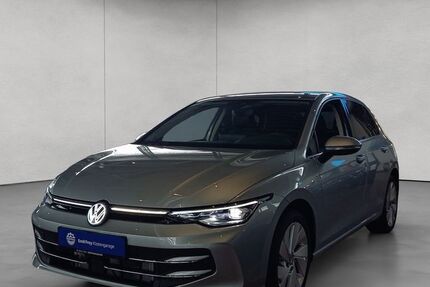 VW Golf 4.900 km 31.480 € Bordesholm 24582