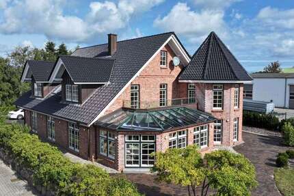 Haus Schönberg - 10 Zimmer, 323 m&sup2;, 995.000&euro; | Angebot:27460542