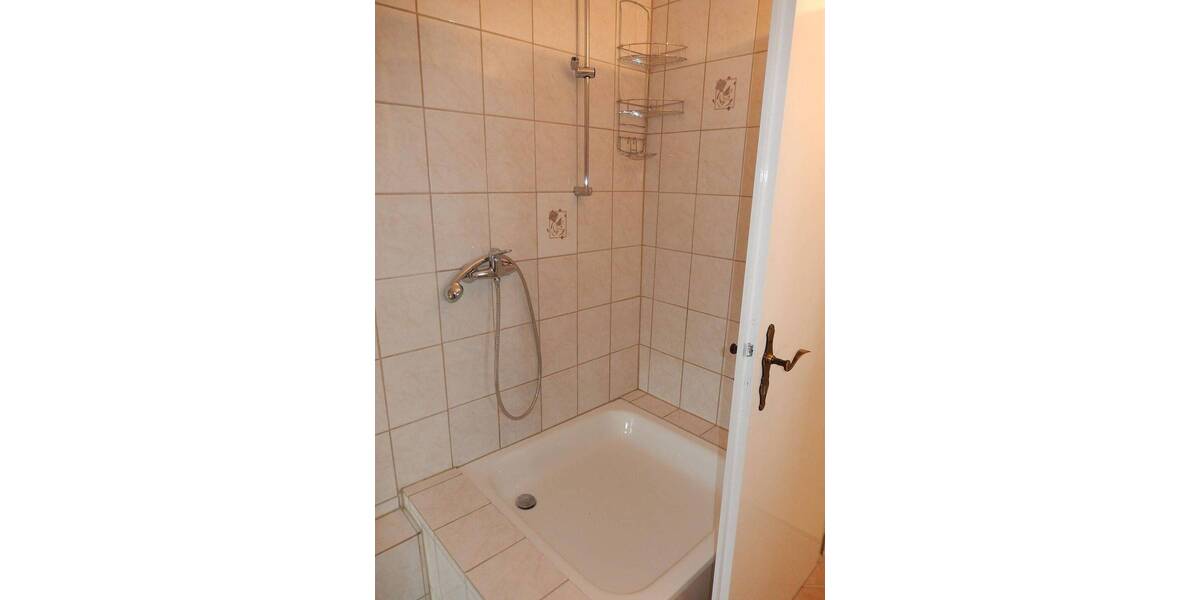 Ruhige Wohnung in zentraler Lage v. Bdf. 3 zimmer