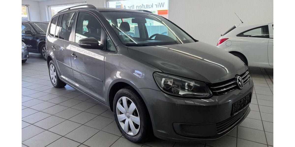 VW Touran 226.000 km 5.990 &euro; Schwentinental 24223
