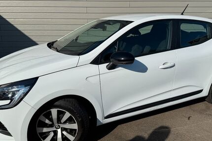 Renault Clio 79.805 km 9.950 &euro; Neumünster 24536
