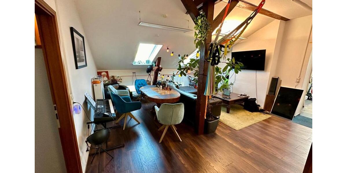 Dachgeschoßwohnung Kiel Friedrichsort - 4 Zimmer, 92 m&sup2;, 1.164&euro; | Angebot:26183333