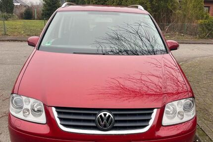 VW Touran 161.918 km 4.900 &euro; Langwedel 24631