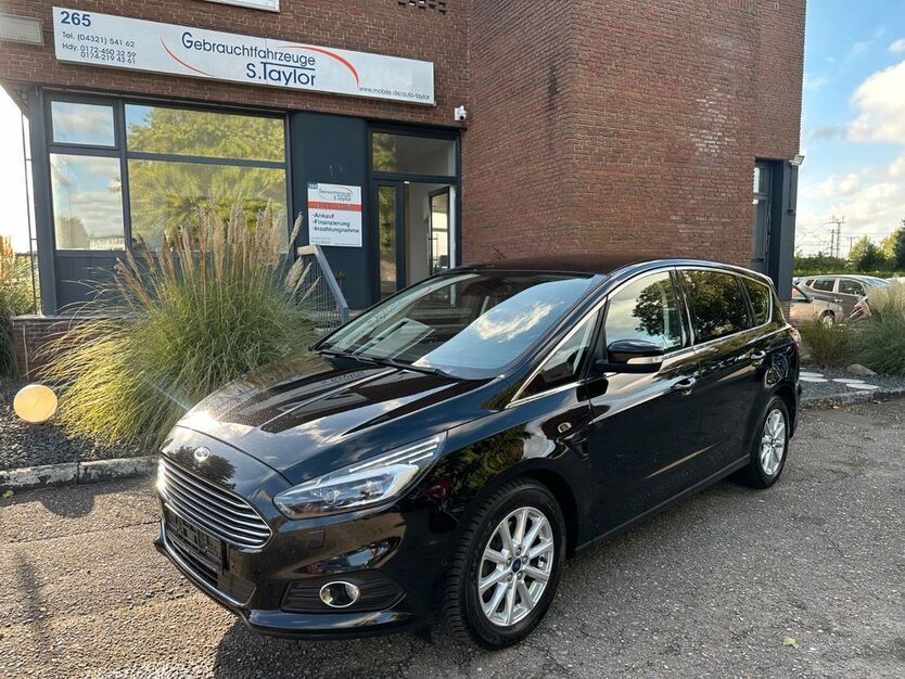 Ford S-Max 121.536 km 16.950 € Neumünster 24536