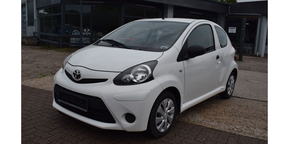 Toyota Aygo (X) 96.000 km 1.998 &euro; BLUMENTHAL 24241