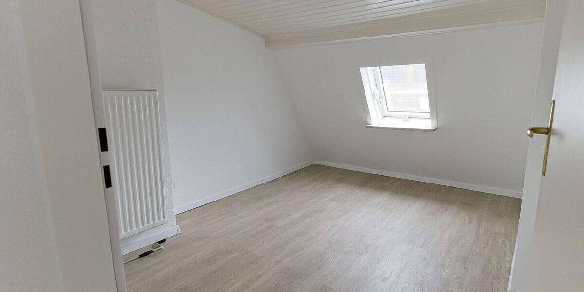Etagenwohnung Kiel Südfriedhof - 3 Zimmer, 70 m&sup2;, 960&euro; | Angebot:26389251