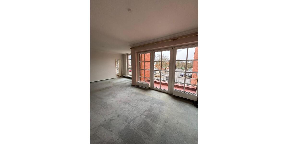 Etagenwohnung Neumünster - 2 Zimmer, 70 m&sup2;, 1.120&euro; | Angebot:26477413