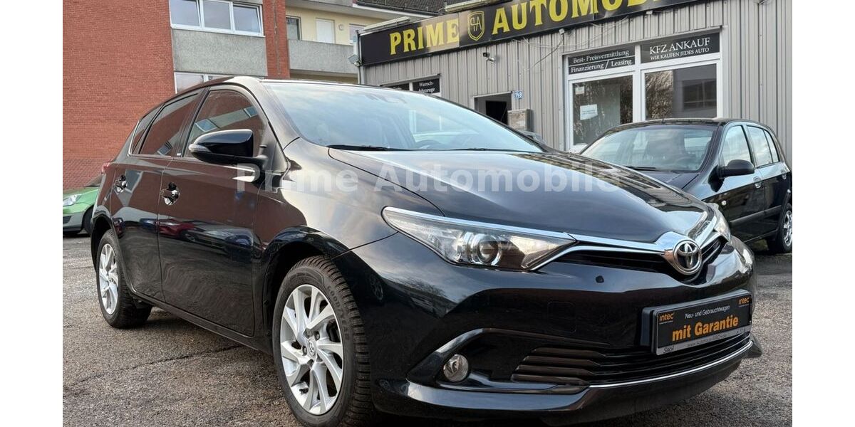 Toyota Auris 55.000 km 11.590 &euro; Kiel 24113