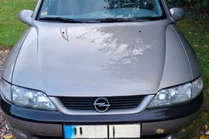 Opel Vectra 85.000 km 3.200 € Eisendorf 24589