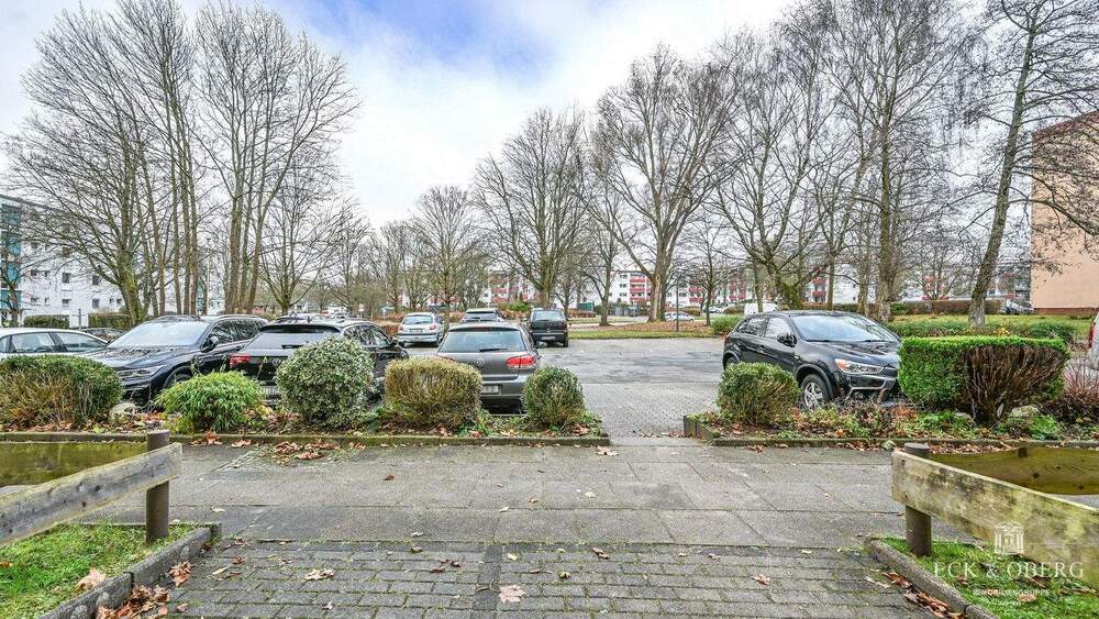 Ihre Chance in Kiel-Mettenhof: Renovierungsbedürftige 3-Zimmer Wohnung mit Südbalkon 3 zimmer