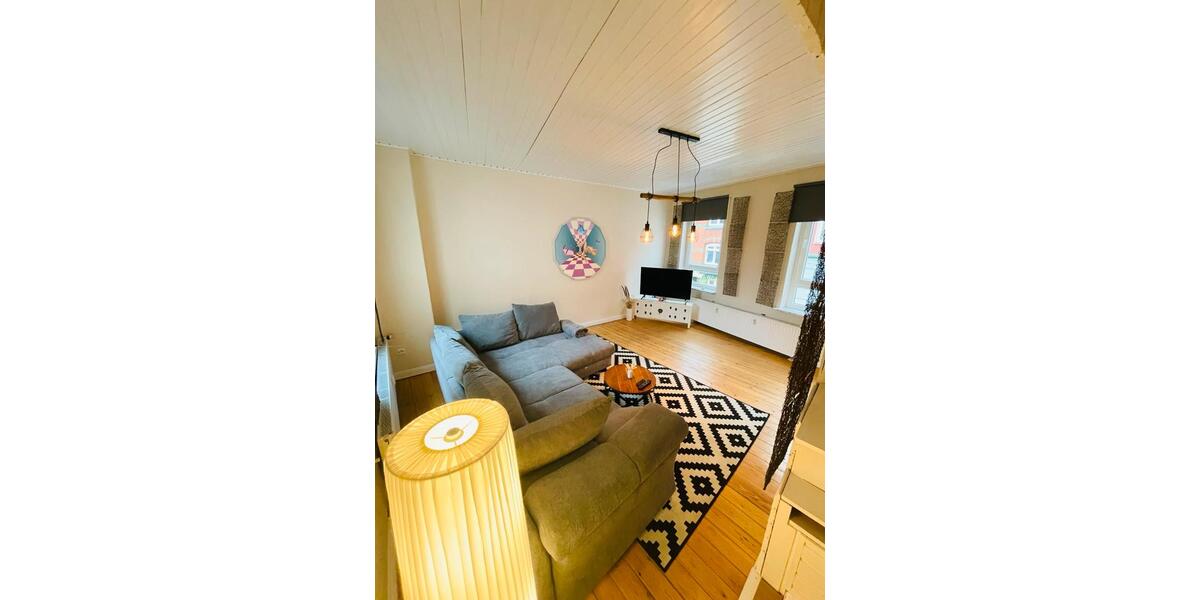 Einfamilienhaus Kiel Gaarden-Ost - 2 Zimmer, 2 m&sup2;, 1.300&euro; | Angebot:24806519