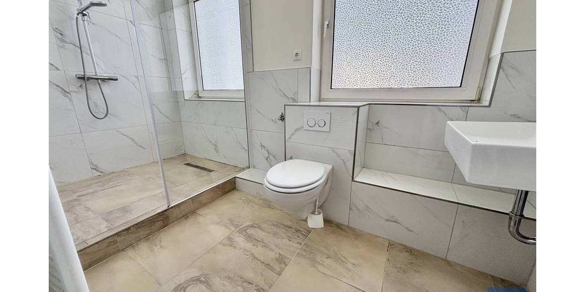 Etagenwohnung Kiel / Altstadt Altstadt - 4 Zimmer, 125 m&sup2;, 1.850&euro; | Angebot:26555016