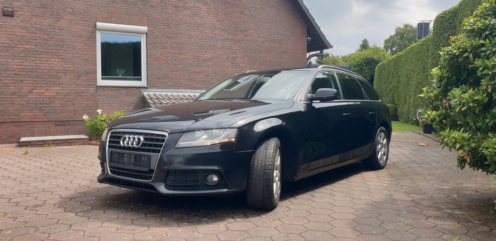 Audi A4 421.358 km 3.200 &euro; Neumünster 24539
