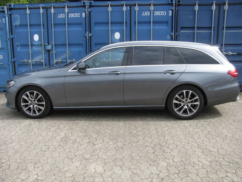E 220