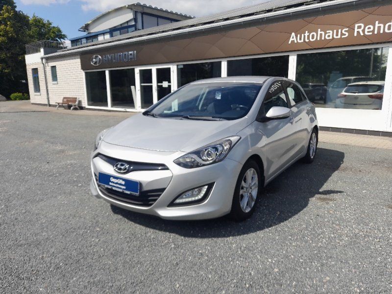 i30