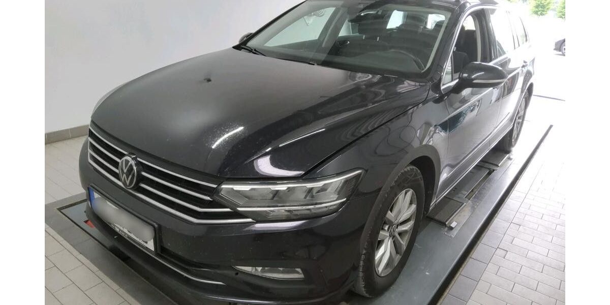 VW Passat 144.142 km 17.980 &euro; Neumünster 24537