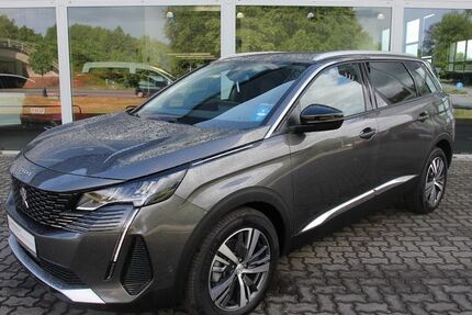 Peugeot 5008 32.800 km 28.270 &euro; Neumünster 24539