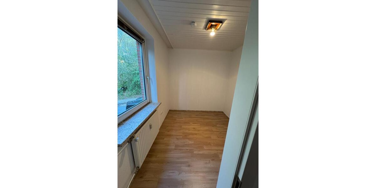 Etagenwohnung Kiel Neumühlen-Dietrichsdorf - 2 Zimmer, 45 m&sup2;, 605&euro; | Angebot:26291922