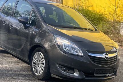 Opel Meriva 220.000 km 2.499 &euro; Flintbek 24220